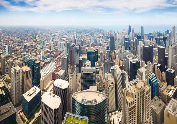 Downtown Chicago içinde gökdelenler — Stok fotoğraf