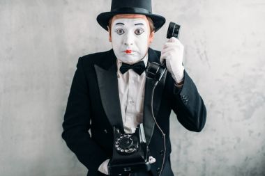 Pandomim tiyatro oyuncusu 
