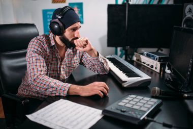 Müzik Studio Ses yapımcısı