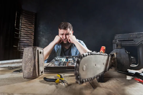 Ingeniero de servicio en el trabajo — Foto de Stock