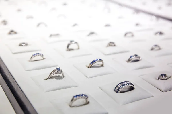 Rings decorated with gemstones — Stock Photo, Image