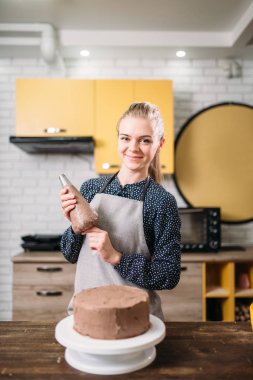 Çikolatalı kek dekorasyon kadın 