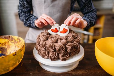 Erkek dekorasyon kek eller 