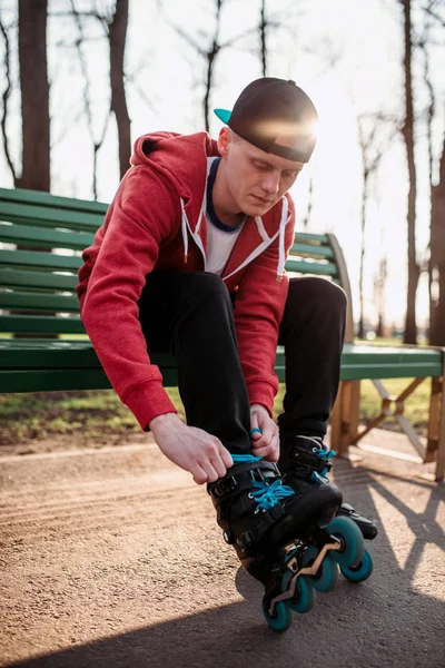 Young roller skater — Stock Photo, Image