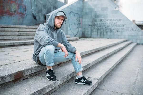 Junge männliche Rapper — Stockfoto