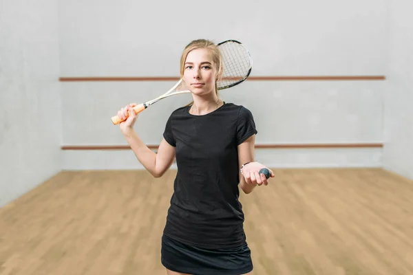 Jugadora de squash femenina — Foto de Stock