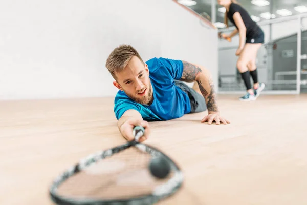 Jogador de squash masculino — Fotografia de Stock