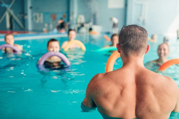 물 에어로빅 운동 — 스톡 사진