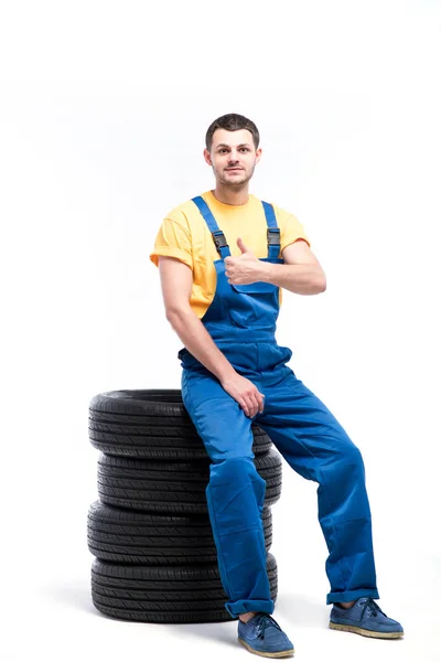 Reparador em uniforme azul — Fotografia de Stock