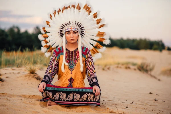 아메리칸 인디언 여자 — 스톡 사진