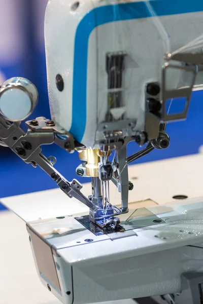 Modern sewing machine — Stock Photo, Image