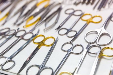 makas tıbbi ekipman kümesi