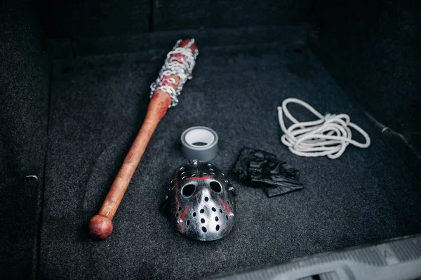 Instrumentos Maníaco Porta Bagagens Carro Aberto Máscara Hóquei Bastão Beisebol — Fotografia de Stock