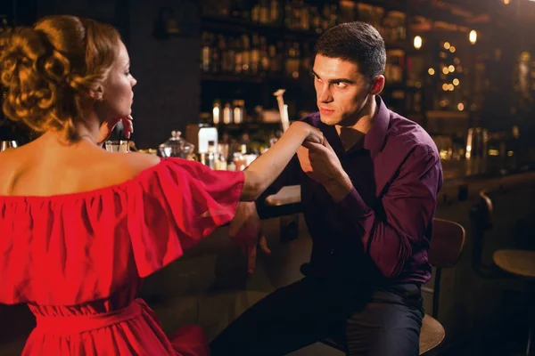 Romantic date in restaurant — Stock Photo, Image