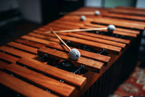 Xylofon Detailním Tyčinky Dřevěné Bicí Nástroj Vibrafon — Stock fotografie