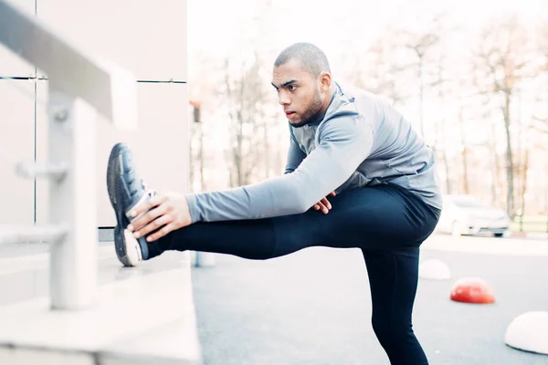 Atleta Fazendo Exercício Alongamento Antes Correr Jogger Treino Fitness Matinal — Fotografia de Stock