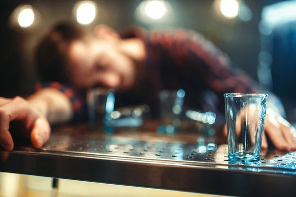 Young Man Sleeping Bar Counter Drinking Vodka Alcoholism Drunkenness Concept — Stock Photo, Image