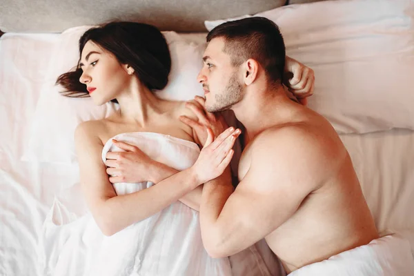 Amantes Que Tienen Problemas Cama Sexo Fallido Sin Deseo Sexual —  Fotos de Stock