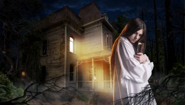 spellbook gece terk edilmiş evde karşı olan kadın