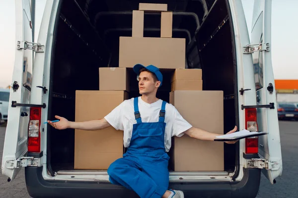 Deliveryman Uniform Car Boxes Stacked Pyramid Shape Delivery Service Man — Stock Photo, Image