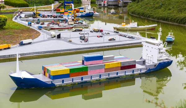 Frachtschiff Hafen Miniaturszene Freien Europa Minifiguren Mit Hoher Entlarvung Von — Stockfoto