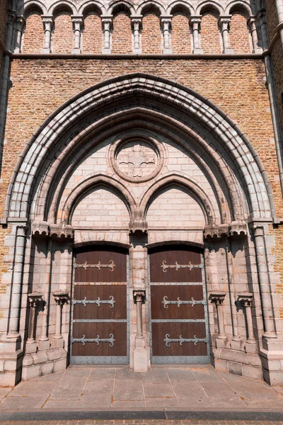 Antigua Fachada Del Edificio Con Puertas Madera Antigua Ciudad Provincial — Foto de Stock