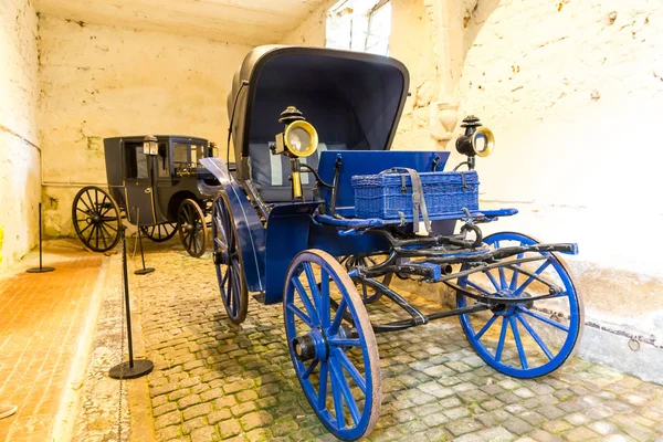 Vintage Carriages Museum Old Vehicle Europe Traditional European Architecture Famous — Stock Photo, Image