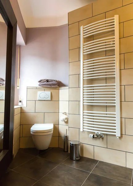 Hotelbad Interieur Badewanne Europa Tourismus Europäische Motelmöbel Für Persönliche Hygiene — Stockfoto