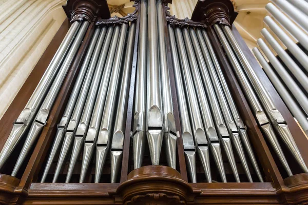 Tubos Órgano Vista Inferior Instrumento Musical Antiguo Iglesia Catedral Europa — Foto de Stock