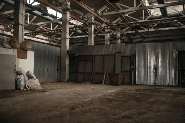 Abandoned Factory Corridor Grunge Interior Nobody Old Broken Industry Building — Stock Photo, Image