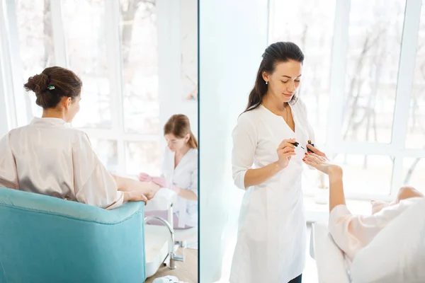 Manicure Maestri Applica Smalto Unghie Alla Donna Salone Bellezza Estetista — Foto Stock