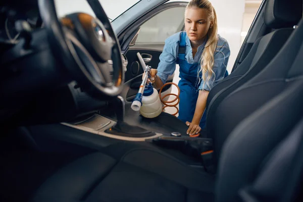 Female Washer Cleans Automobile Interior Car Wash Woman Washes Vehicle — Stock Photo, Image