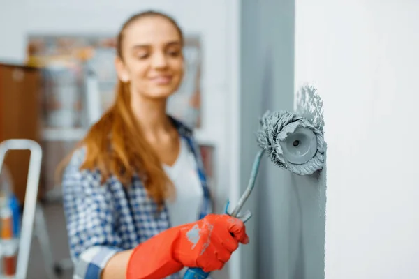 Female House Painter Gloves Paints Wall Home Repair Laughing Woman — 스톡 사진