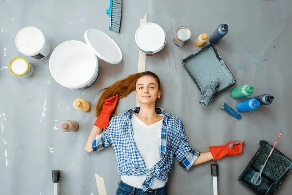 Alegre Pintor Casa Femenina Encuentra Suelo Vista Superior Reparación Del — Foto de Stock