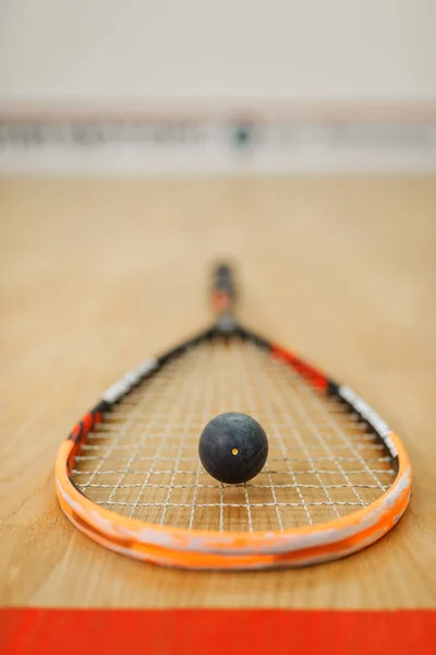 Raquete Squash Bola Chão Campo Ninguém Passatempo Desportivo Activo Treino — Fotografia de Stock