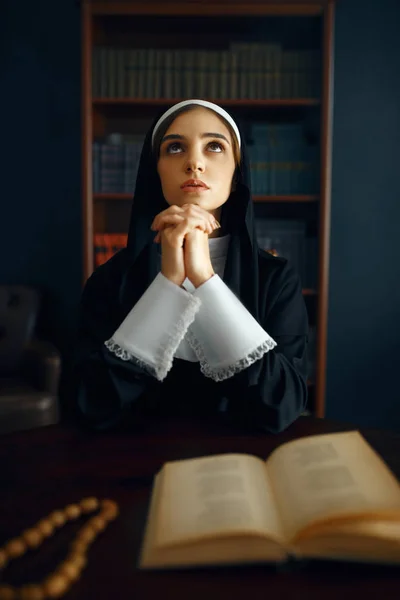 Young Nun Cassock Prays Crossed Her Arms Sister Monastery Religion — Stock Photo, Image