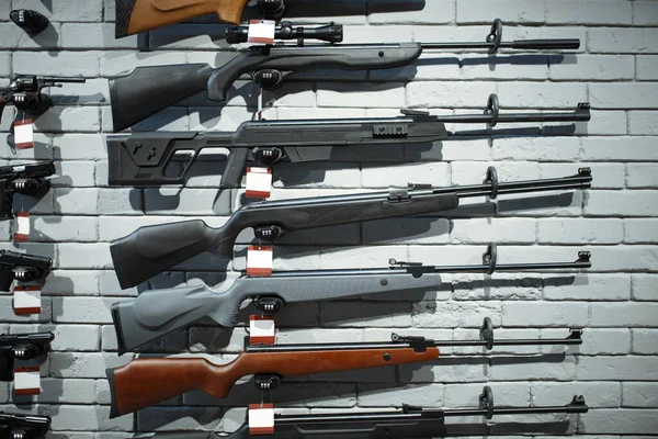 Rifles Escaparate Primer Plano Tienda Armas Nadie Euqipment Para Los —  Fotos de Stock