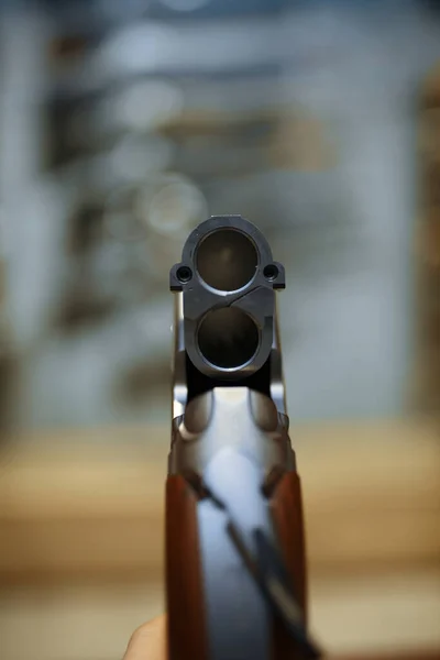 Silah Dükkanında Tüfek Namluya Yakın Çekim Hiç Kimse Silah Deposunda — Stok fotoğraf