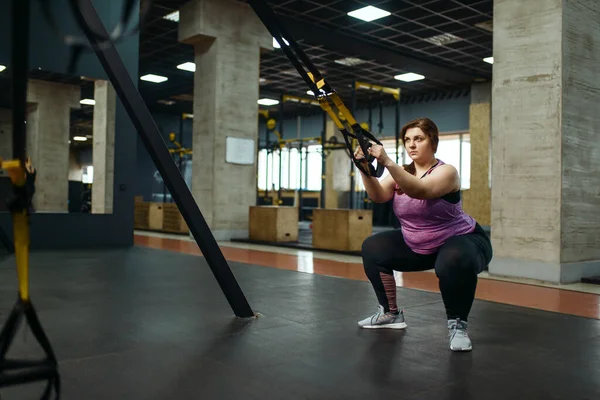 Mulher Com Excesso Peso Fazendo Exercício Alongamento Ginásio Treinamento Ativo — Fotografia de Stock