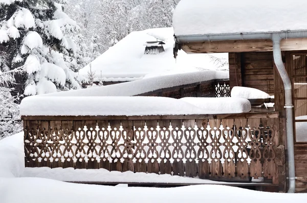 Тераса, вкрита снігом — стокове фото