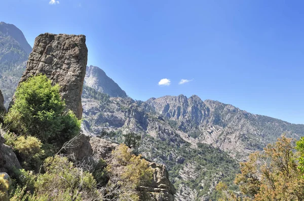 Montaña rocosa en Córcega — Foto de Stock