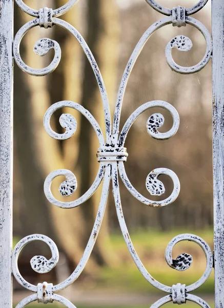 Old white gate — Stock Photo, Image