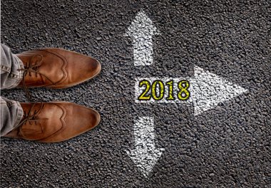 oklar önünde yürüyerek Üstten Görünüm 