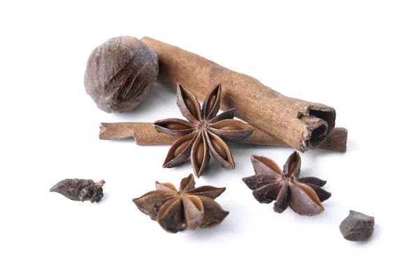 Anise,cinnamon and nutmeg — Stock Photo, Image