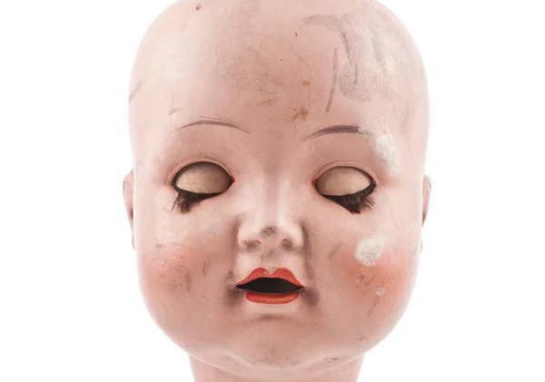 Кукольное лицо, изолированное на белом с вырезкой — стоковое фото