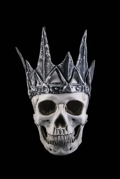 Crânio Humano Com Coroa Isolada Sobre Fundo Preto Fotografias De Stock Royalty-Free