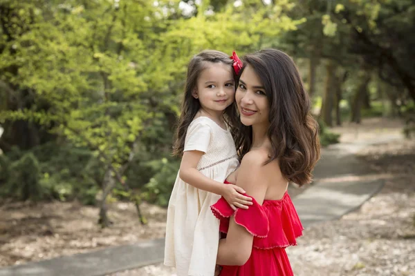 Belle mère et fille — Photo