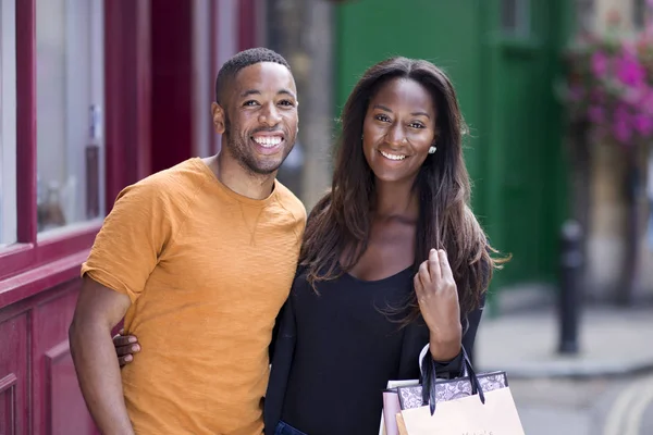 Happy Couple Enjoying Day Out Together — Stock Photo, Image