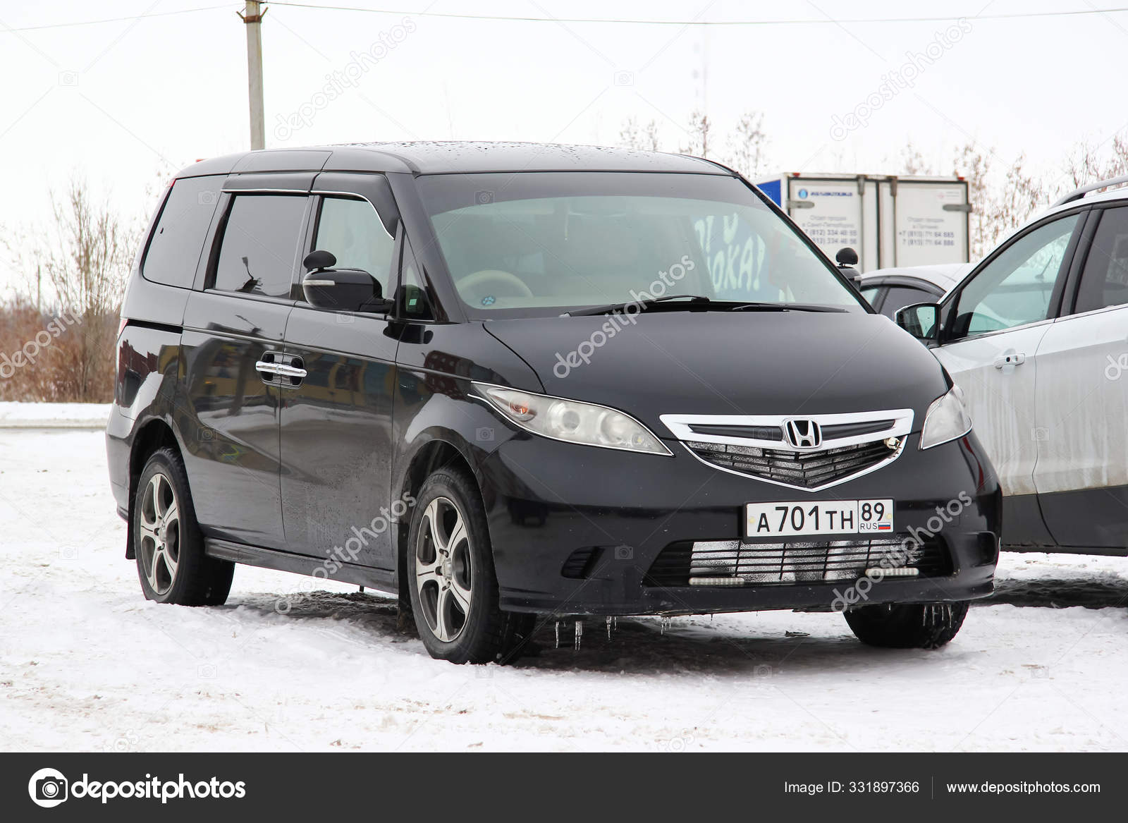 Minibus second hand Pictures, Minibus second hand Stock Photos 
