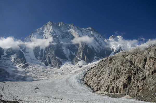 Grandes Jorasses szczyt w Alpach Francuskich — Zdjęcie stockowe